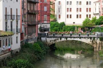 Fototapeta premium Ponte San Paolo sul fiume Retrone, Vicenza, Veneto, Italia