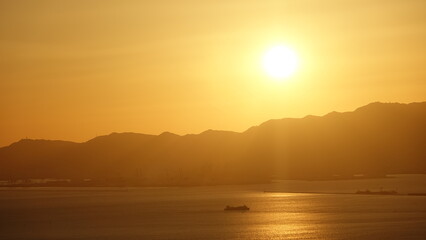 都会の夕焼け