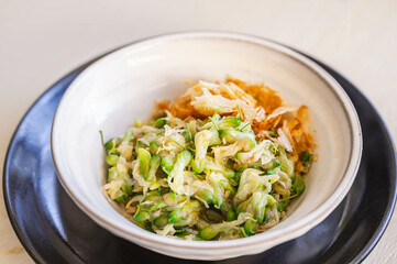 ニセアカシアのおひたし