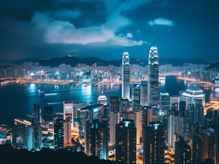 Obraz premium Cityscape charm: blurred lights twinkling from Victoria Peak