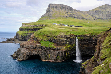 Far&ouml;er, Natur, Einsam