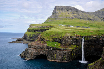 Far&ouml;er, Natur, Einsam