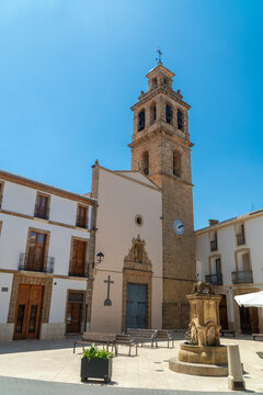 Gata de Gorgos church, on a sunny day. 