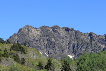 Fototapeta premium Mt.Togakushi from Kotorigaike Pond