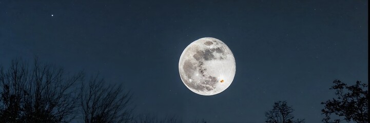 Dos lunas sobre el cielo una mas grande que la otra