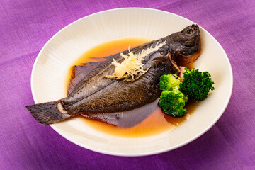 カレイの煮魚