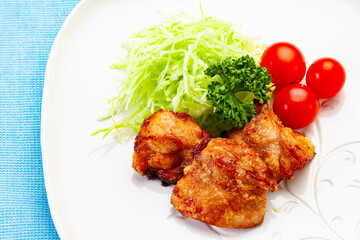 鶏肉の唐揚げ