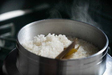 羽釜の炊き立てご飯