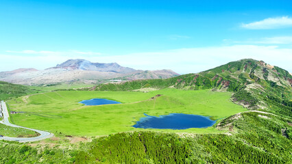広大な草原の風景　空撮