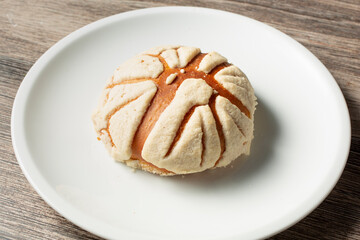 A view of a concha pan dulce.