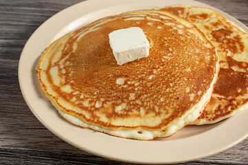 A view of a plate of pancakes.