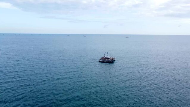 Taking pictures of items in the middle of the sea that fishermen use to catch fish.
Patobong, South Sulawesi Indonesia
May 19 2024