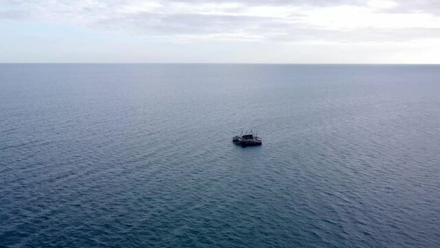 Taking pictures of items in the middle of the sea that fishermen use to catch fish.
Patobong, South Sulawesi Indonesia
May 19 2024