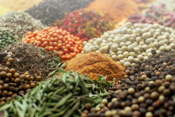 Fondo de especias alimentarias de cerca.