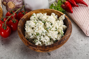 Curd cheese with green herbs