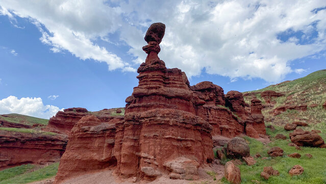 erzurum narman fairy chimneys tourist destination