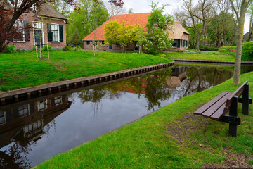Obraz premium skyline of old town Giethoorn
