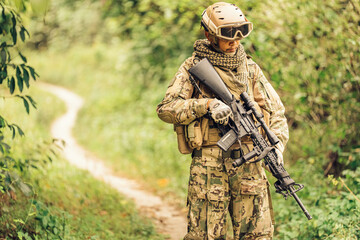 Fototapeta premium War is a harsh and unforgiving reality, where the soldier must confront the horrors of combat on a daily basis, their spirit tested but never broken.