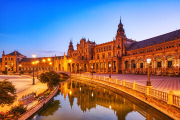 Fototapeta premium Plaza de Espana in Seville at Dusk, Andalusia