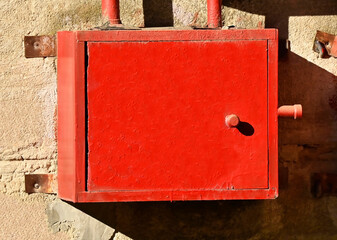 Gas distribution cabinet