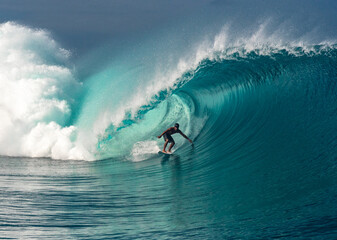 Teahupo'o, Tahiti, French Polynesia