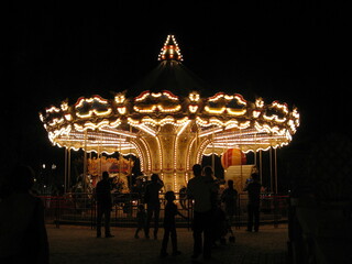 carousel at night © mAlinka