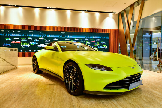 Bangkok ,Thailand ,May -15, 2024 : Aston martin vantage roadster sports car from England The 4.0 liter V8 gasoline engine is 665 horsepower in showroom siam paragon