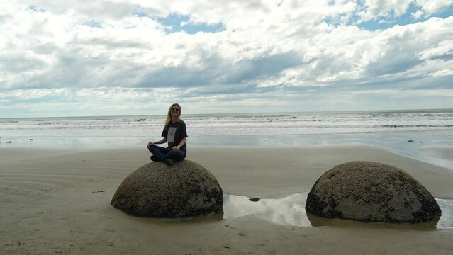Moeraki Boulders, also known as Boulder Beach, located along Koekohe Beach near Dunedin