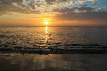 Fototapeta premium Romantic sunset at Karon beach. abstract nature background, Phuket, Thailand