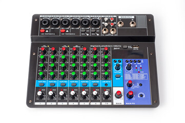 8-channel mixing console for connecting microphones and musical instruments.