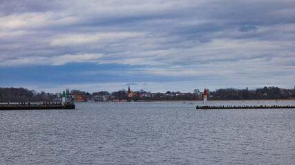 Fototapeta premium Blick auf die Mole, Hansestadt Stralsund, Mecklenburg Vorpommern, Deutschland