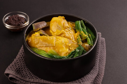 Chicken Kare Kare is Filipino Traditional Dish, Chicken in Peanut Sauce, Served with Bagoong.