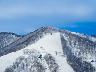 Snow slopes on a sunny day (Madarao Kogen, Nagano, Japan)