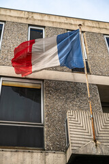 Facade noircie de la mairie annexe de Rouen Chatelet, incendiée suite aux émeutes urbaines de...