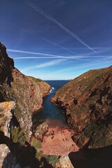 Breathtaking landscape with a majestic mountain view and the glistening ocean