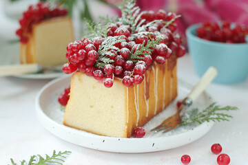 A biscuit decorated with red currant	