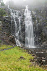 Fototapeta premium Wasserfall Vøringfossen, Eidfjord, in Norwegen