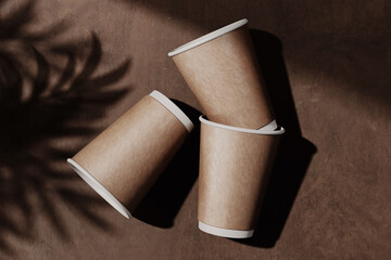 Kraft paper coffee cups mockup. 3D rendering