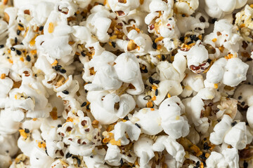 Healthy Homemade Everying Bagel Seasoning Popcorn