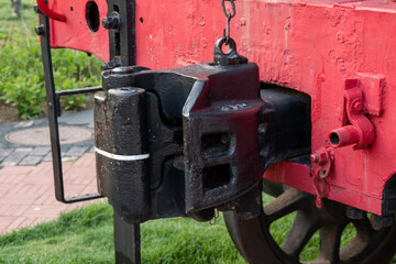 Janney coupler（Train coupler）, Close-up shot of the metal coupling