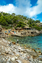 Küstenwanderung zur Bucht von Cala de Deià auf der wunderschönen Balearen Insel Mallorca -...