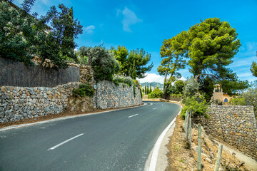 Küstenwanderung zur Bucht von Cala de Deià auf der wunderschönen Balearen Insel Mallorca -...