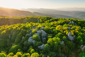 Obraz premium Vikos Gorge from Stone Forest viewpoint in the national park in Vikos-Aoos in zagori, northern Greece. Nature landscape