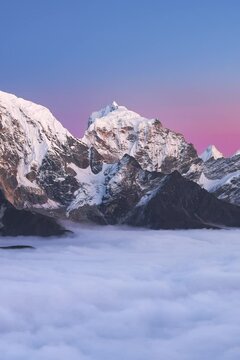 Sunset from Gokyo Ri with close up views of Cholatse