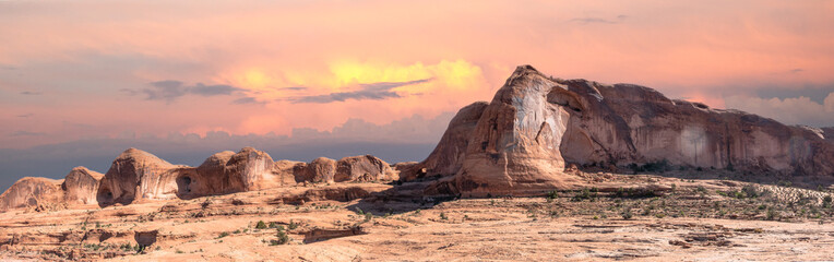 Fototapeta premium Pinto Arch trail panorama