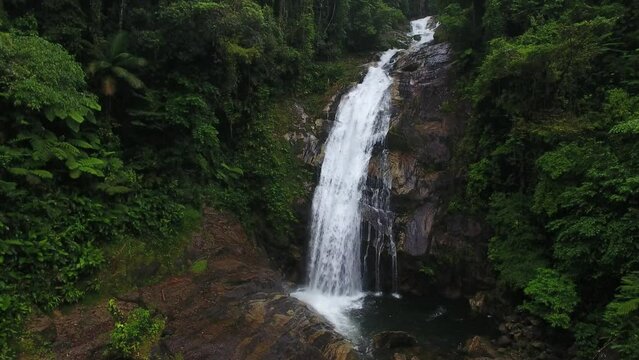 Ribeir&atilde;o do Itu Waterfalls, Boi&ccedil;ucanga Beach - S&atilde;o Sebasti&atilde;o, S&atilde;o Paulo, Brazil