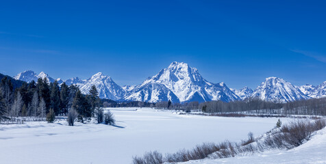 winter landscape with mountains, winter mountain landscape, snow covered mountains, Mount Moran
