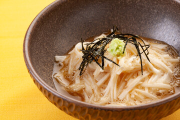 山芋のワサビ和え