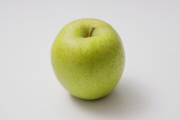 新鮮で美味しい青リンゴ