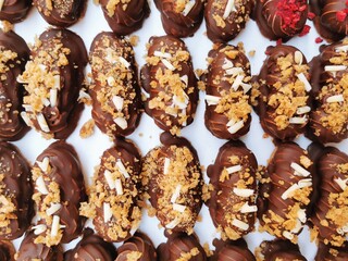 small chocolate desserts